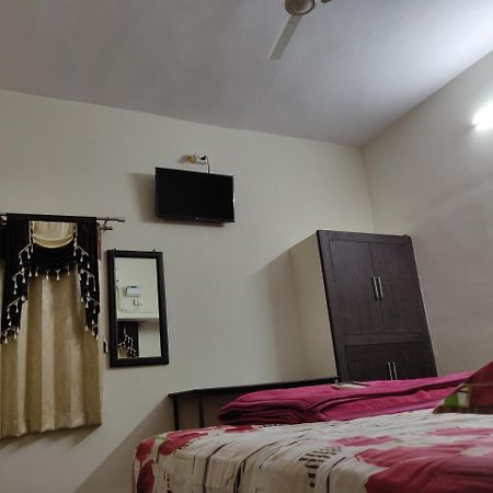 Srb Residency Hotel Tiruvannamalai Luaran gambar