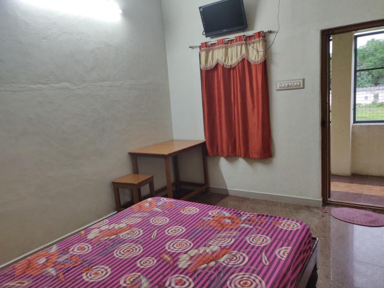Srb Residency Hotel Tiruvannamalai Luaran gambar