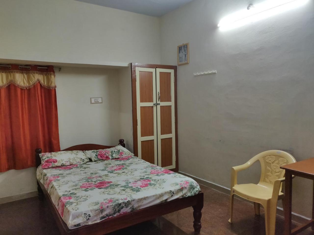 Srb Residency Hotel Tiruvannamalai Luaran gambar